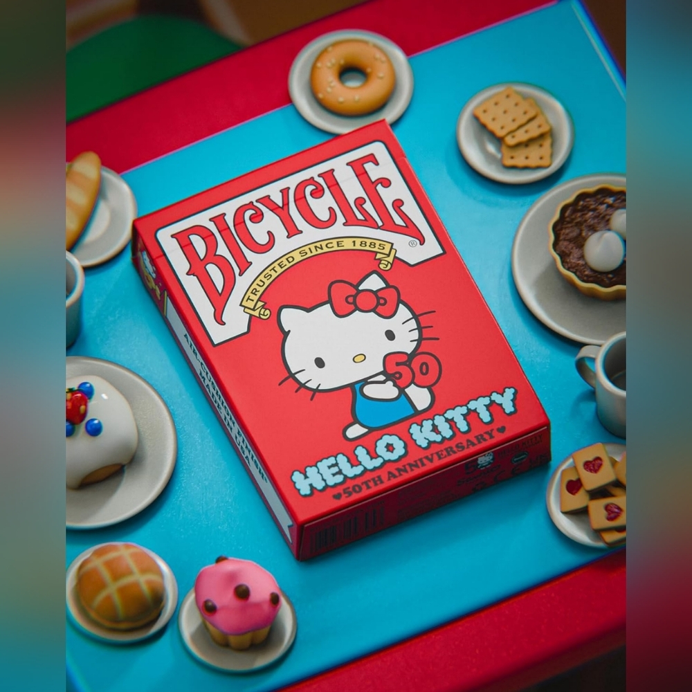 Hello Kitty 50th Anniversary Bicycle Playing Cards - Picture 2 of 11